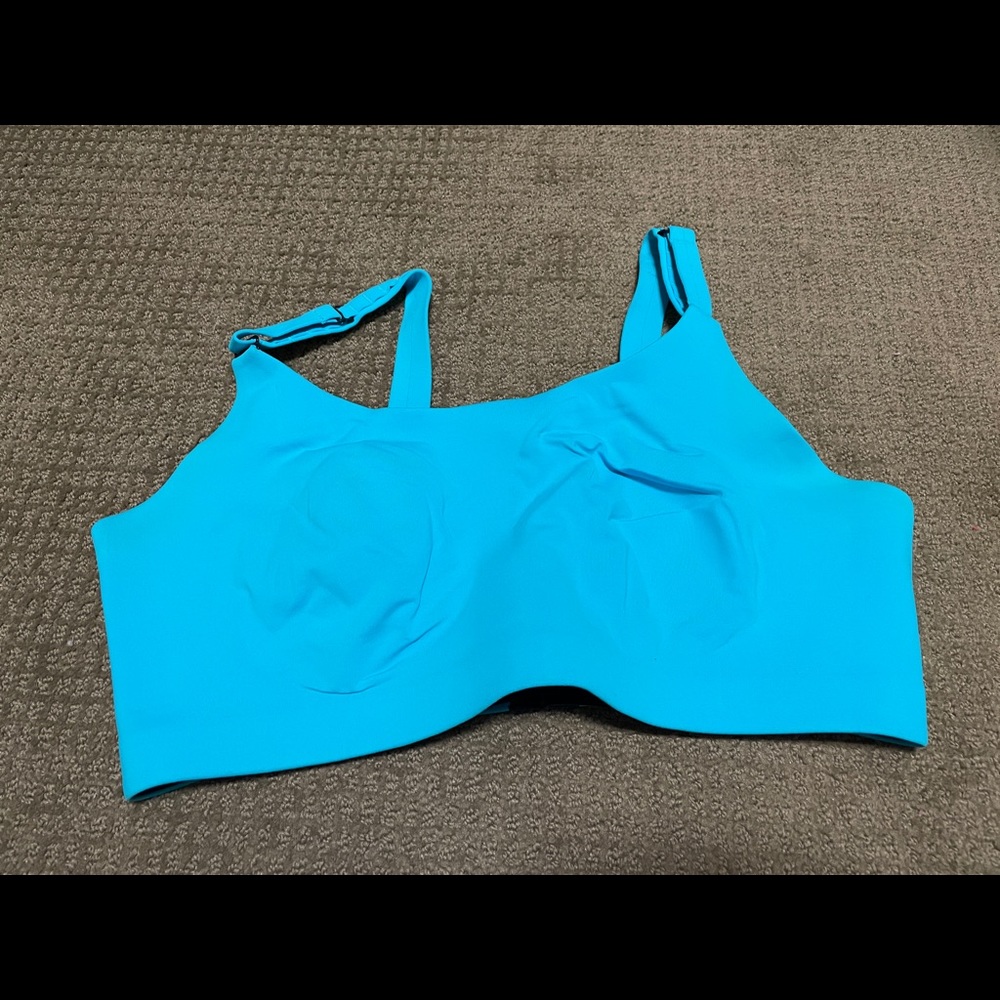 COPY - blue Lululemon sports bra